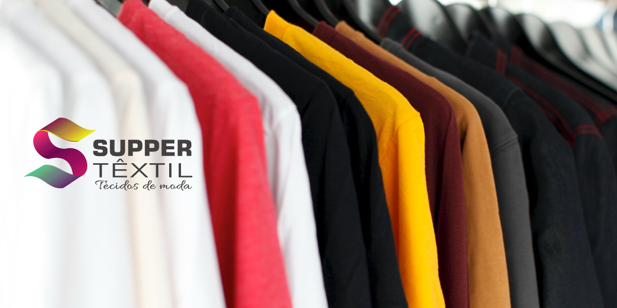 Transforme a camisa básica com aplicações